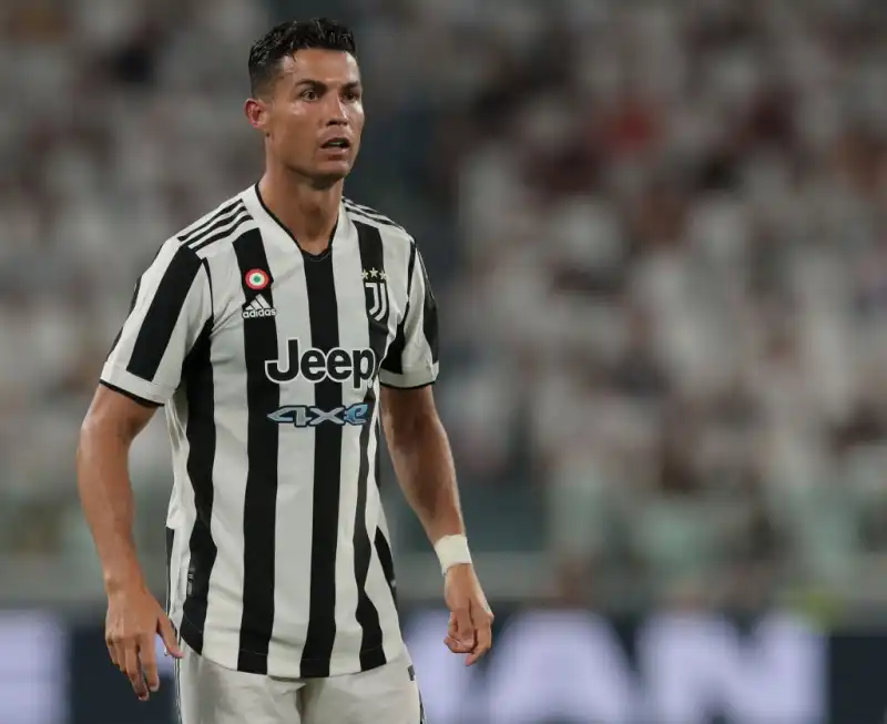 Allarme Juve: Cristiano Ronaldo interrompe l’allenamento