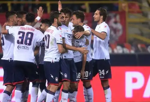 Serie A, Bologna-Crotone 2-3: pazza rimonta