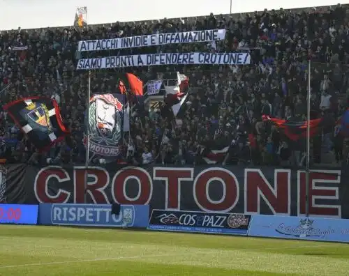 Crotone-Pro Vercelli 1-1