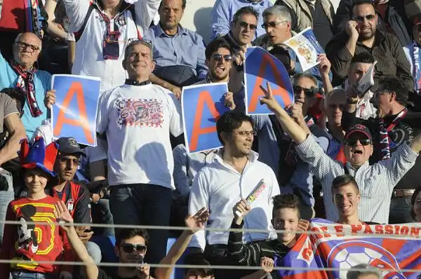 Lo 0-0 con lo Spezia posticipa l'appuntamento con la promozione in A per i pitagorici.