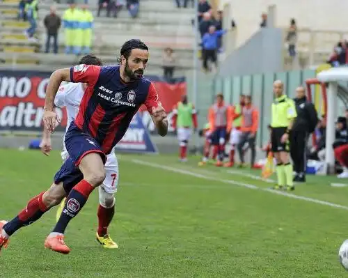 Il Cagliari si salva, Crotone primo