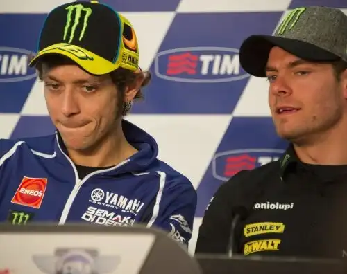 Crutchlow: “Mi schiero con Rossi”