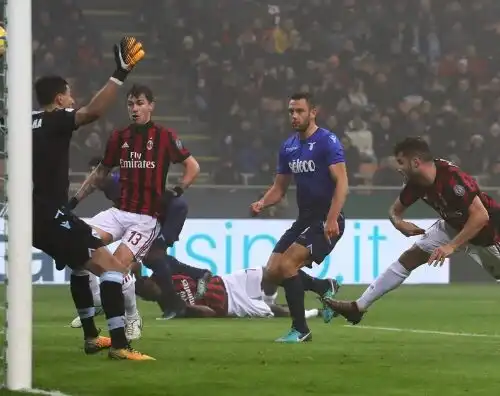 Serie A, Milan-Lazio 2-1: Cutrone con la mano