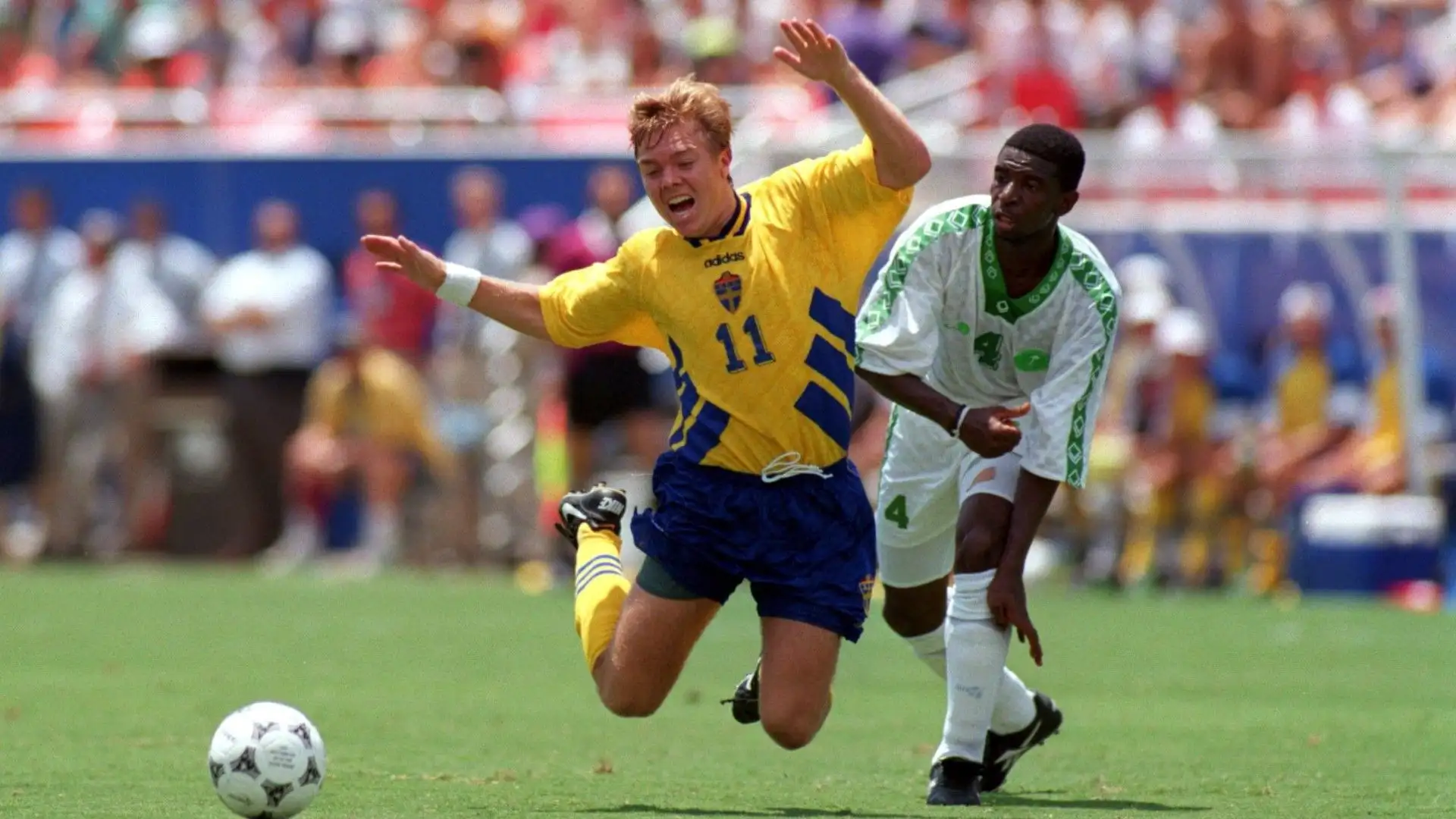 Dopo alcuni infortuni molto seri, Brolin nel 1995 è stato ceduto al Leeds United
