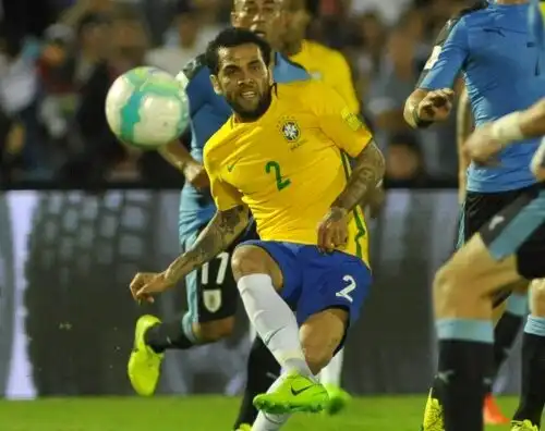 Higuain-Dani Alves, rientro anticipato