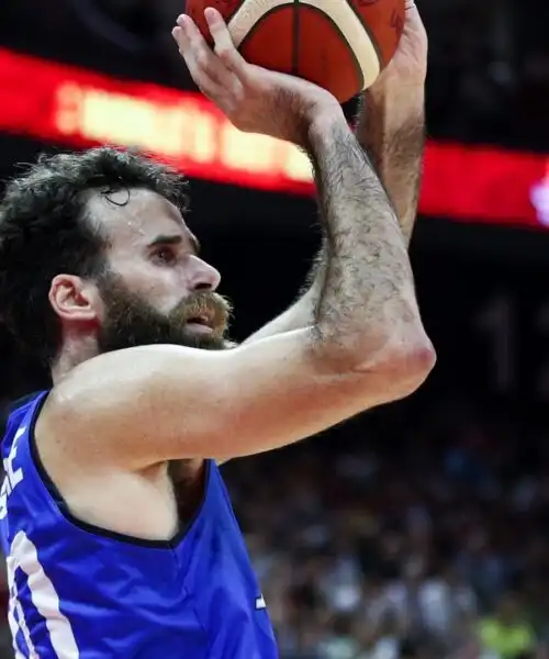 Gigi Datome e Nicolò Melli sfidano la Serbia