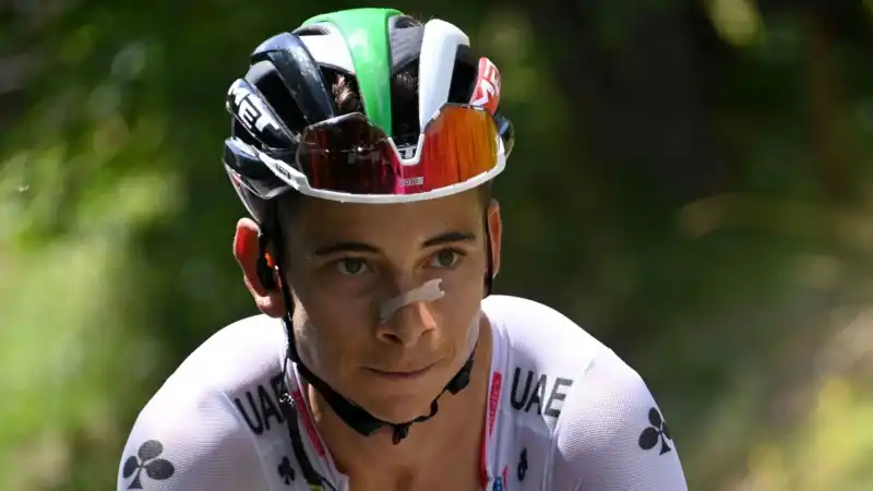 Davide Formolo guida l’UAE Team Emirates al Giro