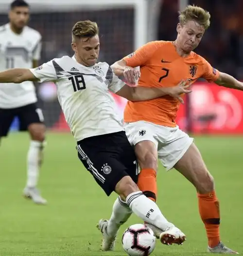 Occhi puntati su De Jong