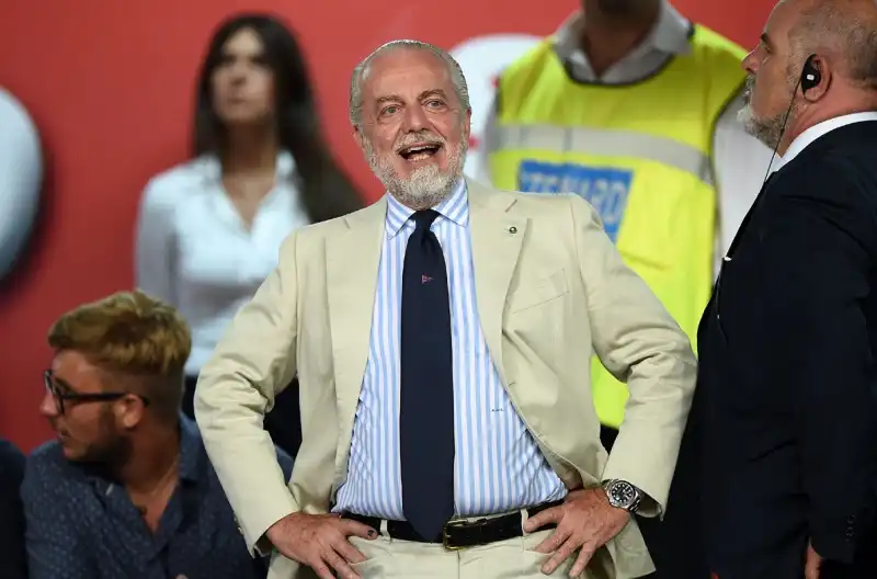 Napoli, contestati Ancelotti e De Laurentiis