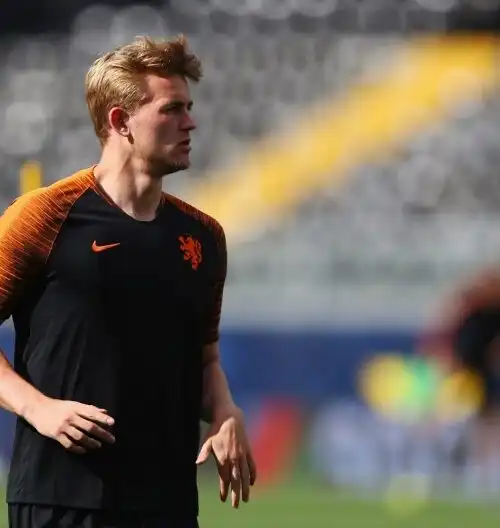 De Ligt è sbarcato: “Felice di essere alla Juventus”