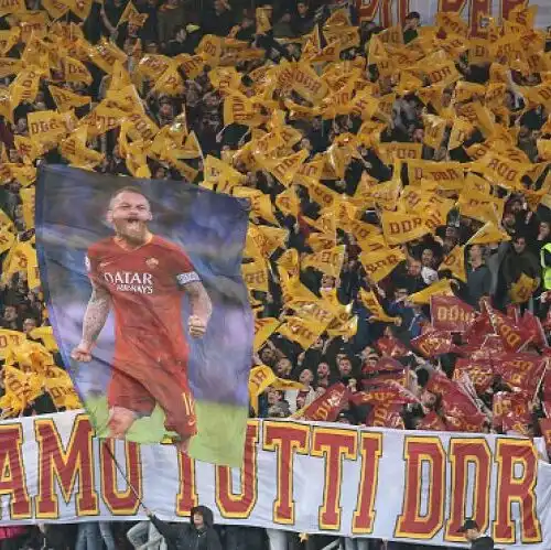 De Rossi, commovente addio