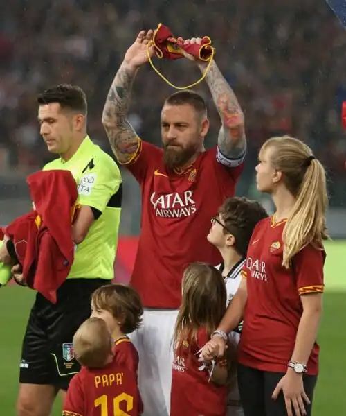 Totti contro De Rossi, la Roma smentisce