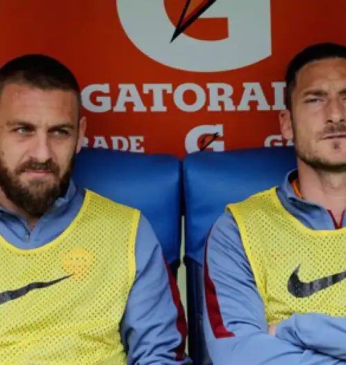 Totti, omaggio a De Rossi: “Un amico e un fratello”