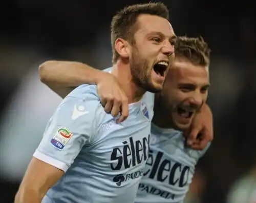 Lazio, rinnovo de Vrij in stand-by