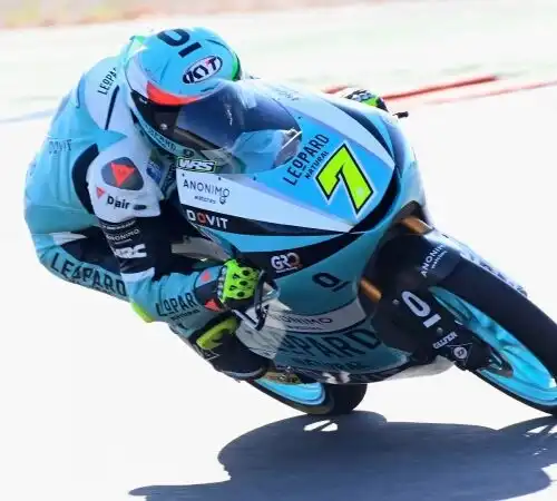 Moto3, Dennis Foggia trionfa ad Assen