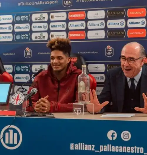 Deron Washington: “Posso fare un po’ di tutto”