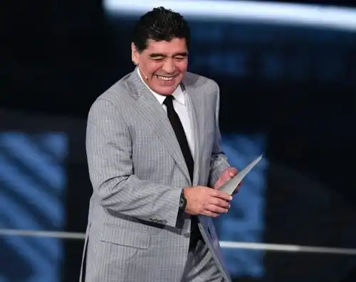 Maradona si prende la Fifa