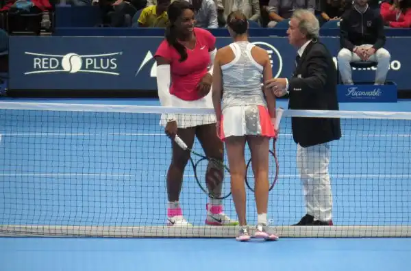 Grande spettacolo al Forum di Assago per l'evento benefico promosso dalla fondazione del numero 1 del mondo a cui hanno preso parte anche Serena Williams, Flavia Pennetta, Fabio Fognini e... Fiorello.