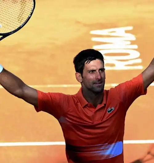 Internazionali d’Italia: Novak Djokovic si prende Roma, Tsitsipas ko