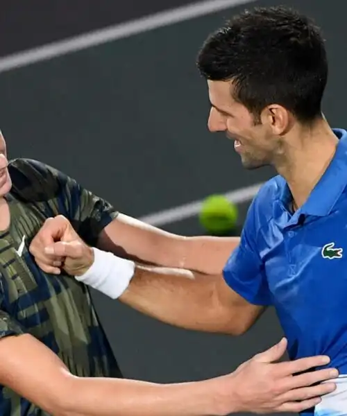 Parigi-Bercy, Masters 1000 a Holger Rune: Novak Djokovic si toglie il cappello