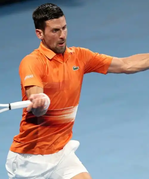 Novak Djokovic più forte dell’infortunio: 131esima finale in carriera