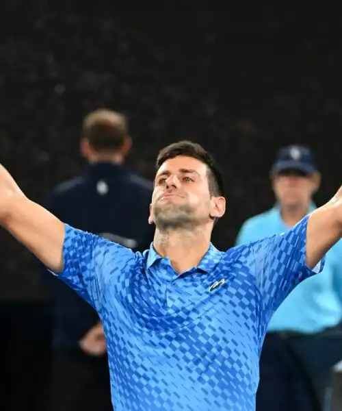 Australian Open: Djokovic più forte del dolore, Murray eliminato