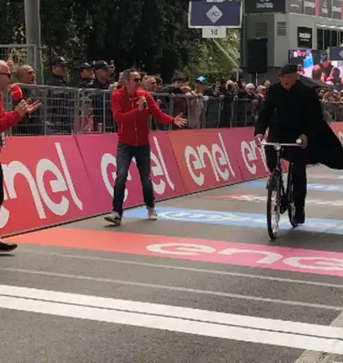 Don Matteo anima il Giro d’Italia