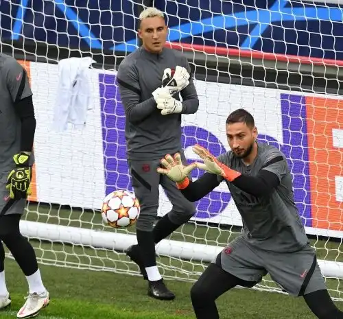 Gianluigi Donnarumma, stoccata a Keylor Navas