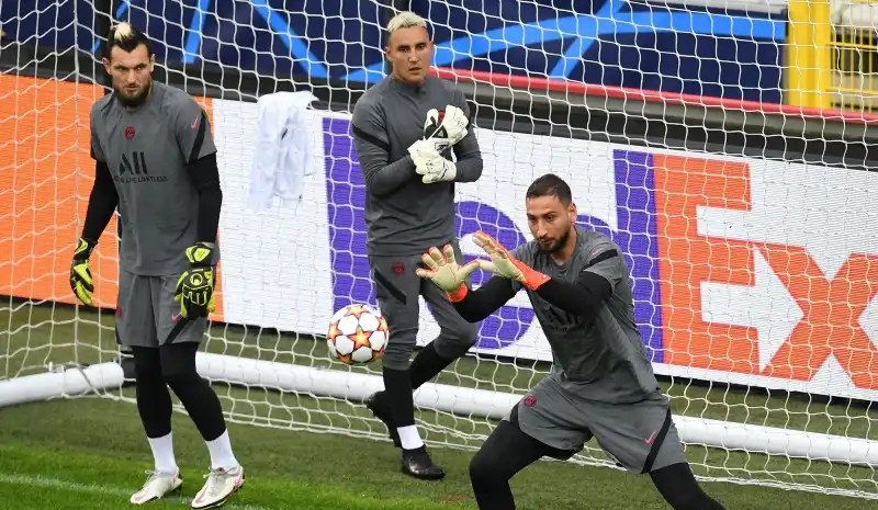 Gianluigi Donnarumma a sorpresa sui social