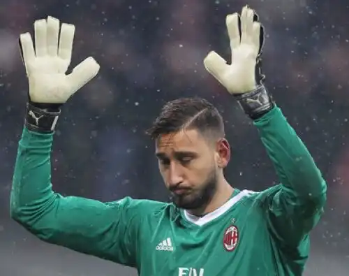 Donnarumma tende la mano e smentisce Raiola