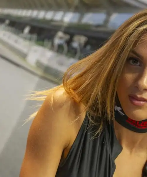 Donne italiane e motori dal mondo: la bellissima Alessia Pasqualon. Le foto