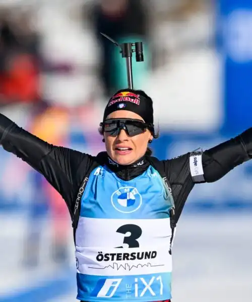 Super Dorothea Wierer: vince e accorcia in classifica