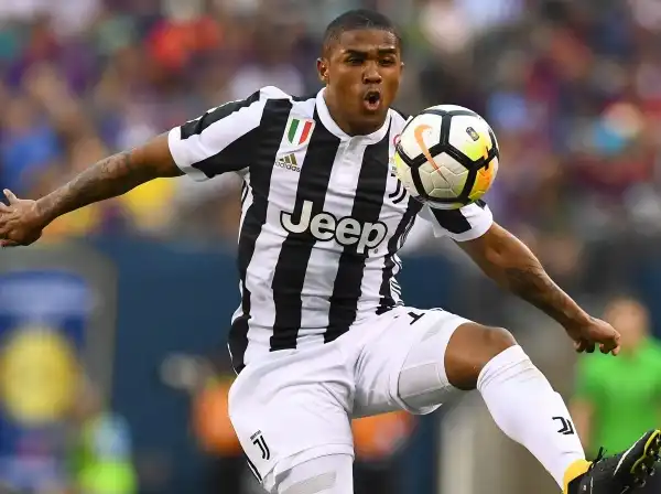 DOUGLAS COSTA: nel progetto di rinforzo della Juventus lui ci calza proprio a pennello. E' arrivato dal Bayern Monaco.