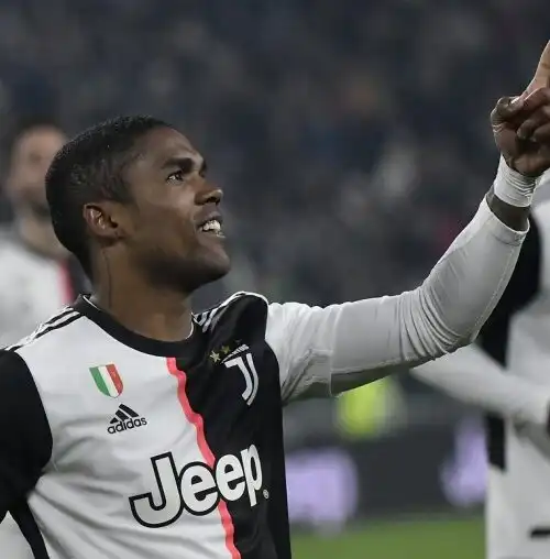 Douglas Costa, dichiarazione d’amore alla Juve