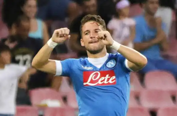 Napoli-Mertens: rinnovo in vista