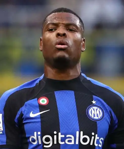 Inter, fissato il prezzo per Denzel Dumfries