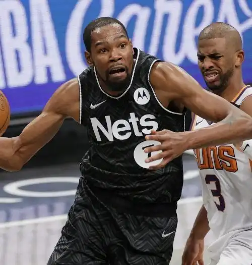 NBA: Durant scatenato, Milkwaukee perde Antetokounmpo