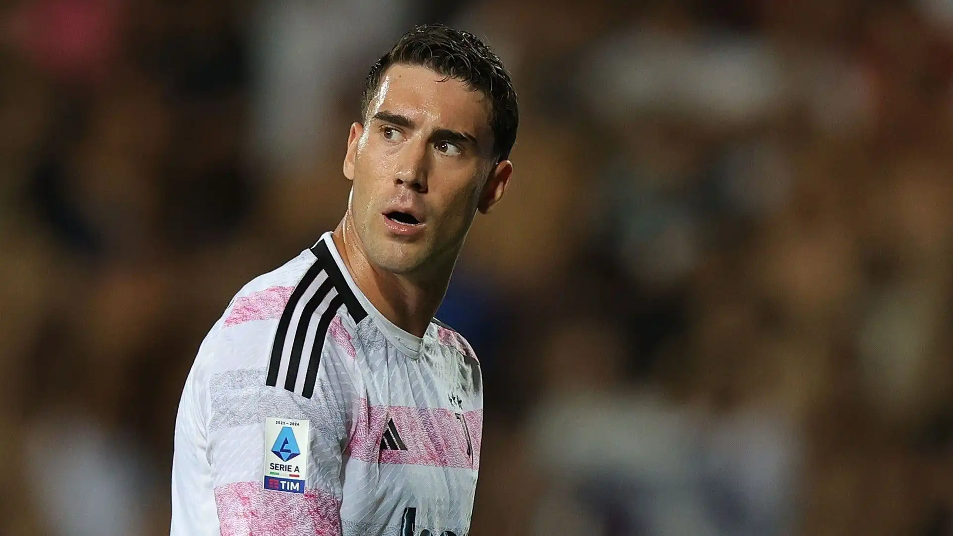 "Dusan Vlahovic triste alla Juventus": l'allarme. Foto
