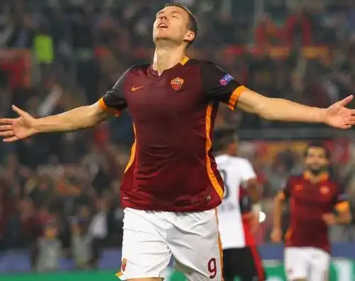 Dzeko si sblocca, Roma da brividi