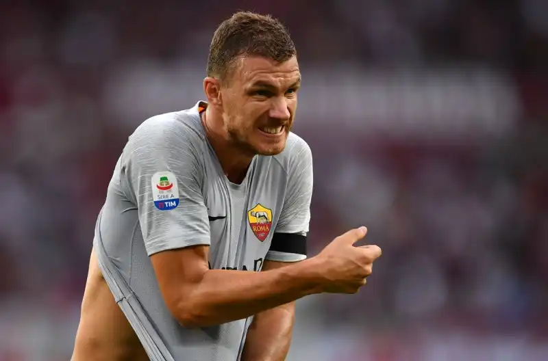 Futuro da dirigente per Dzeko