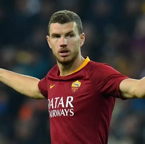 Roma, senza Champions via Smalling e Dzeko