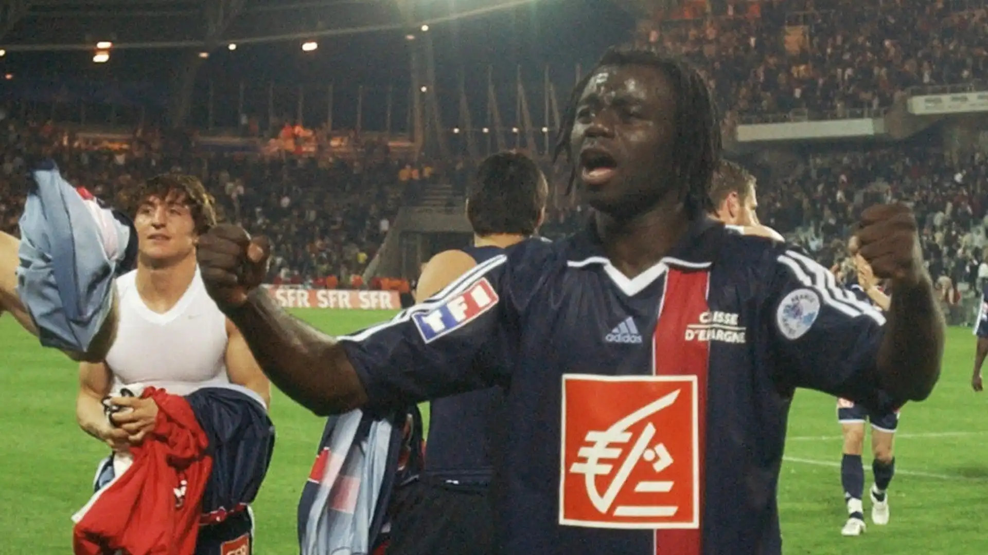 E' morto Modeste M'Bami: le foto del campione
