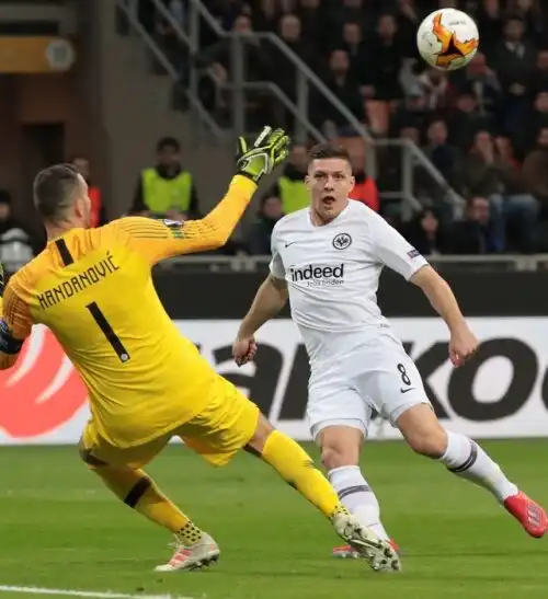 L’Eintracht vince a San Siro e fa fuori l’Inter