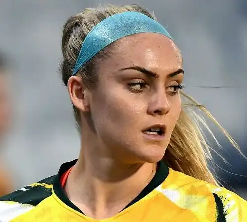 Ellie Carpenter, la calciatrice bella da far paura. Le foto