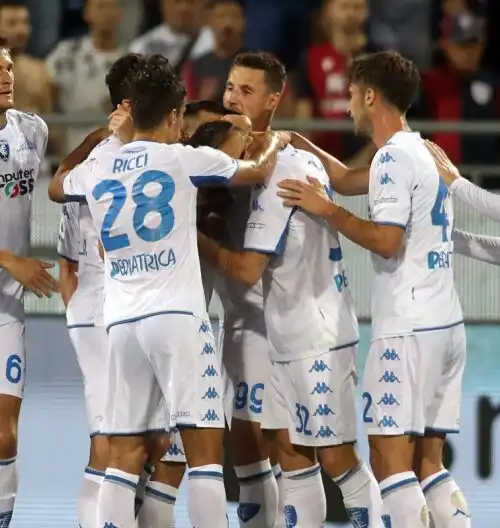 Empoli corsaro a Cagliari, il 2-0 inguaia Mazzarri