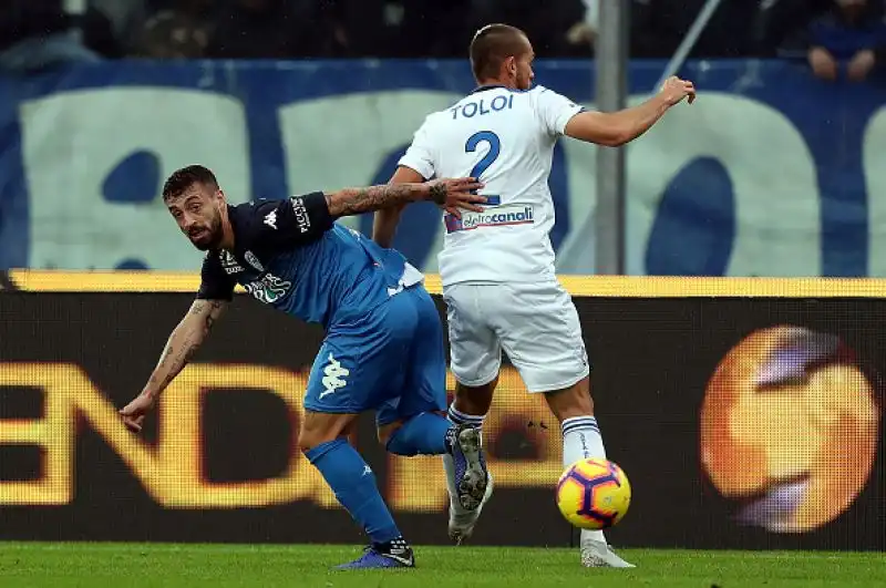 I toscani, tenaci, fermano a 4 la serie di vittorie consecutive della squadra di Gasperini.