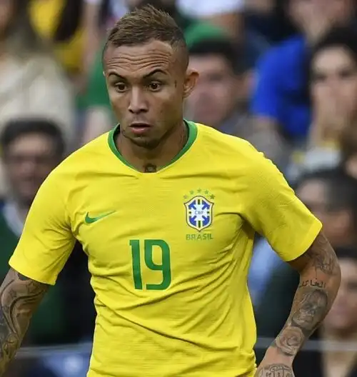 Everton Soares: il Napoli accelera