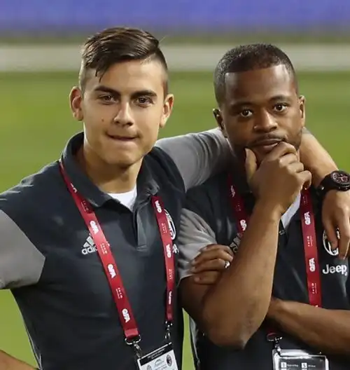 Evra provoca il Milan sui social