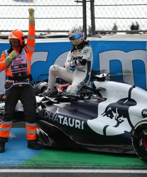 F1: doppio incidente in Olanda. Le immagini