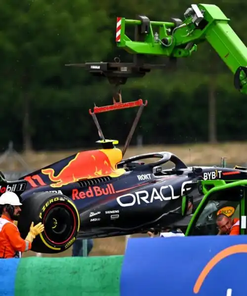 F1: incidente per Sergio Perez, le foto